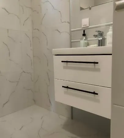 Italia Faktura Vat Apartment